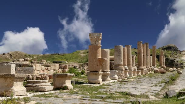 Ruínas romanas em Umm Qais (Umm Qays), Jordânia, Médio Oriente — Vídeo de Stock