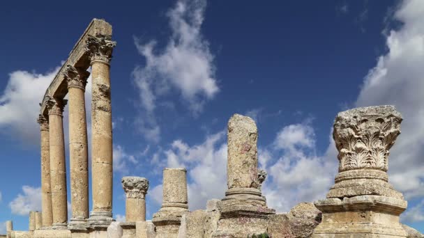 Ruinas romanas en la ciudad jordana de Jerash (Gerasa de la Antigüedad), capital y ciudad más grande de la gobernación de Jerash, Jordania — Vídeos de Stock