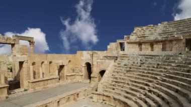 Jerash Amfitiyatro (Gerasa Antik), başkenti ve Jerash Valiliği, Ürdün en büyük şehri