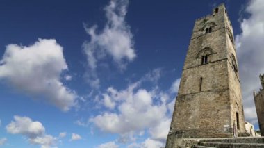 Medievel Katolik Kilisesi (on dördüncü yüzyıl). Erice, Sicilya'da Chiesa Matrice