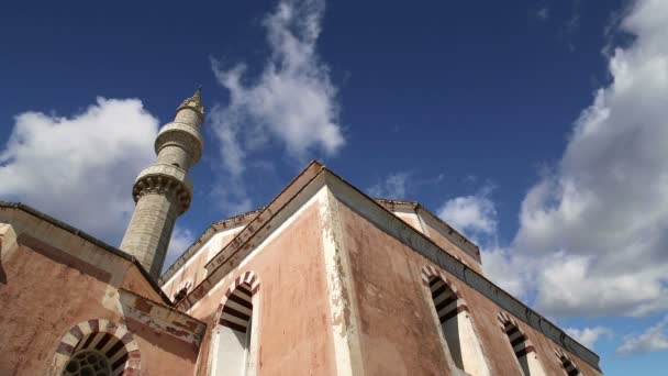 Mezquita en el casco antiguo, Rodas, Grecia (time lapse ) — Vídeo de stock