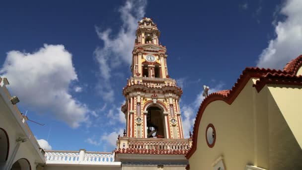 Panormitis kloster, symi insel, griechenland- ist der wichtigste wallfahrtsort für ganz griechenland — Stockvideo