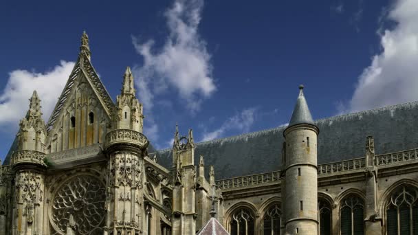 Cathedral (Notre Dame) of Senlis,Oise, Picardy, France — Stok video