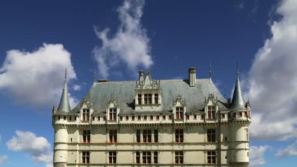 Zámek Azay-le-Rideau (byl postaven z 1515 do 1527), Loire, Francie — Stock video