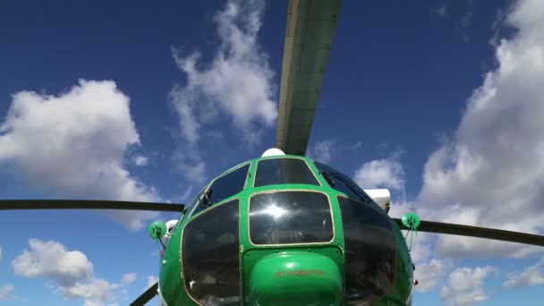 Detalles del rotor y parte del cuerpo de los helicópteros militares modernos — Vídeo de stock