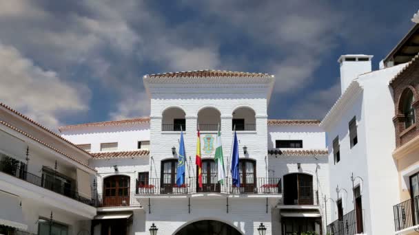 Buildings in Nerja, Andalusia, Spain.It is on the country southern Mediterranean coast, about 50 km east of Malaga — Stockvideo