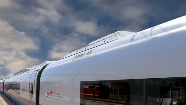 Aeroexpress Train Sapsan against the sky — Stock Video