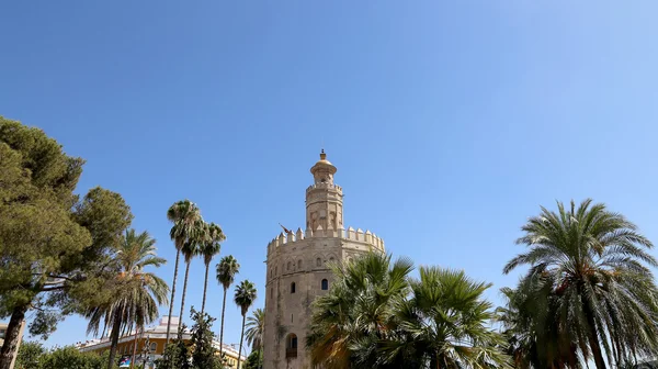 Torre del Oro en Sevilla, Andalucía, sur de España — Foto de Stock