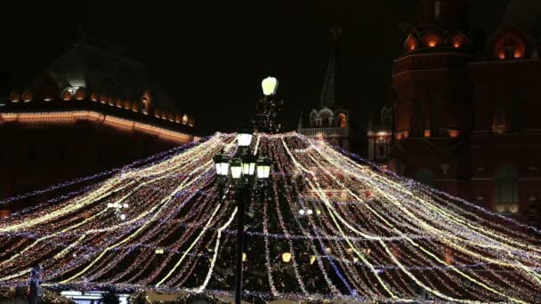 Jul och nyår semester belysning på natten i Moskva, Ryssland — Stockvideo