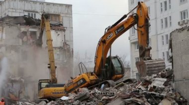 Tarak makine Montaj cihazları-Kırıcı eski evin çalışma