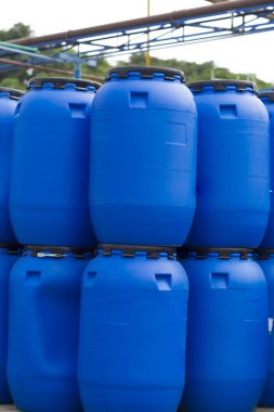 Mavi varil, plastik saklama davul