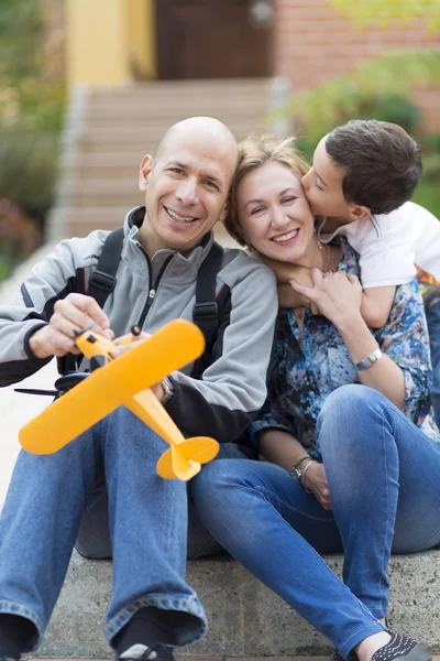 Familia feliz y hobby — Foto de Stock