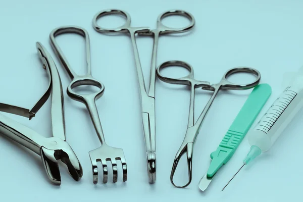 Sammlung chirurgischer Instrumente — Stockfoto