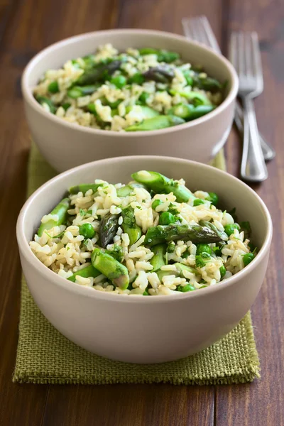 Asparagus, Pea, Brown Rice Risotto — Stok Foto