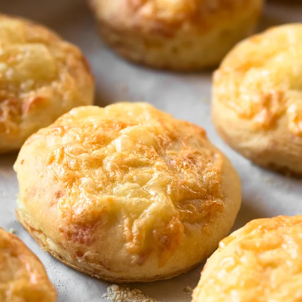 Queijo húngaro Pogacsa Pastéis salgados — Fotografia de Stock