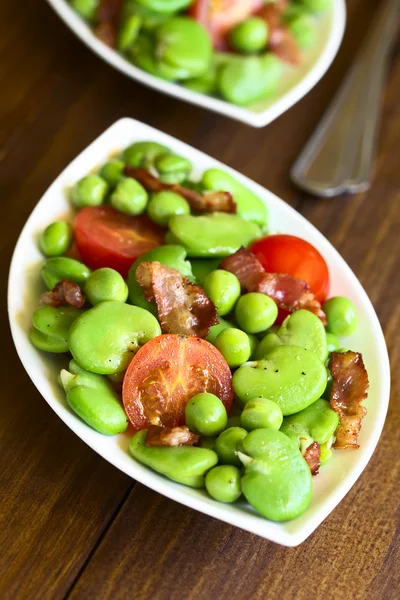 Salada de feijão largo — Fotografia de Stock
