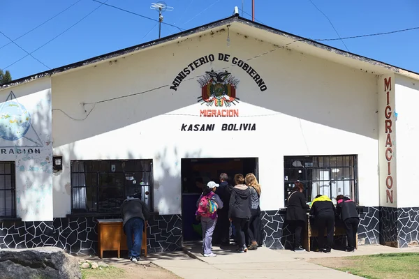 Migrace v Kasani, Bolívie na hranici Peruánec Bolívie — Stock fotografie