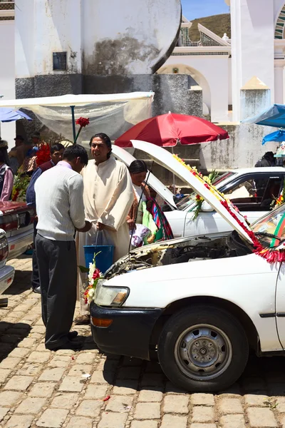 Bilen välsignelse i Copacabana i Bolivia — Stockfoto