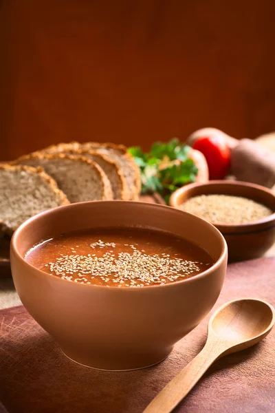 Sopa de creme de legumes com gergelim — Fotografia de Stock