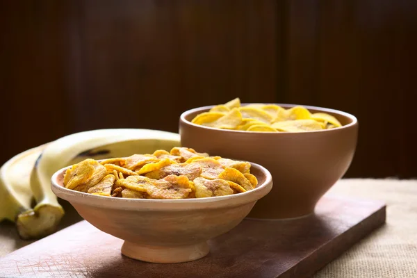 Süße und salzige Kochbananen-Chips — Stockfoto