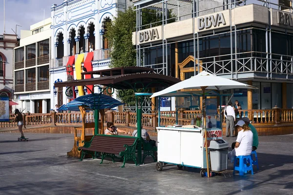 Stand de bebidas na Praça Principal Plaza Prat em Iquique, Chile — Fotografia de Stock