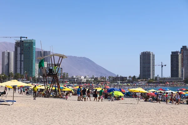 Lifeguard Watchower on Cavancha Beach in Iquique, Chile — Stock Photo, Image