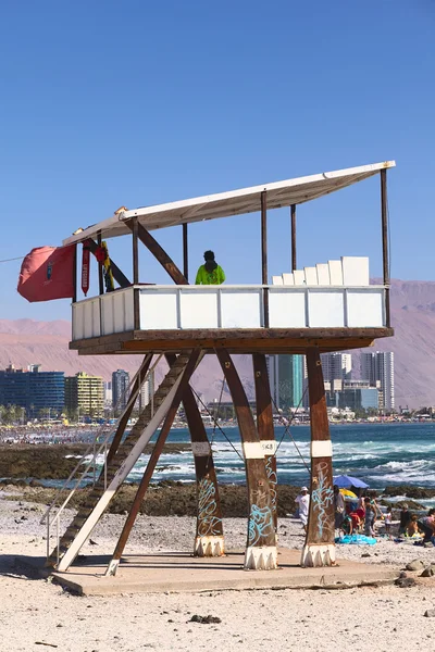 Watchower ratownik na plaży Cavancha Iquique, Chile — Zdjęcie stockowe