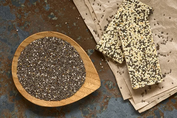 Chia Seeds and Chia Sesame Granola Bars and Chia Seeds — Zdjęcie stockowe