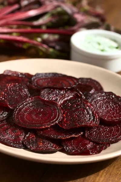 Homemade Beetroot Chips — Stock Photo, Image