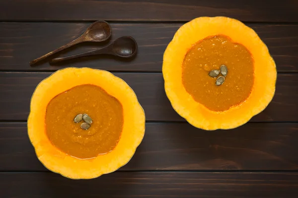 Cream of Pumpkin Soup in Pumpkin — Stock Photo, Image