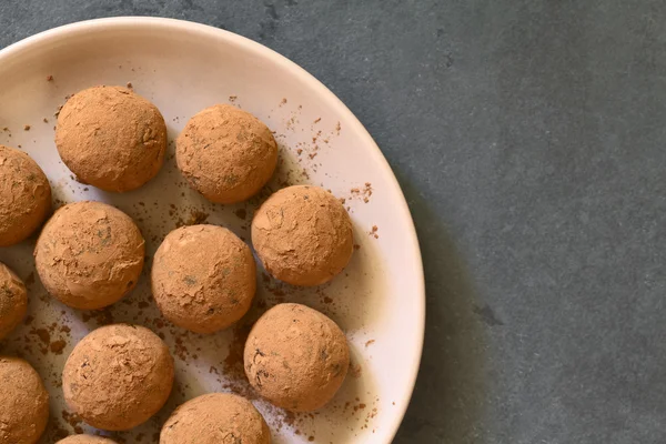 Rum Balls with Cocoa Powder — Stock Photo, Image