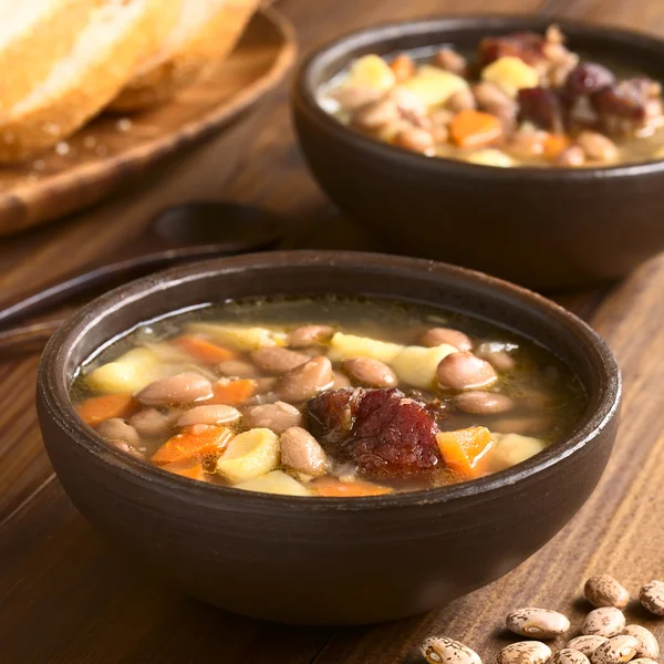 Sopa de frijol de Babgulyas húngaro — Foto de Stock