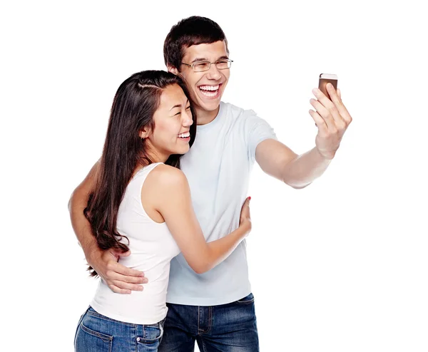 Couple photographing themselves — Stockfoto