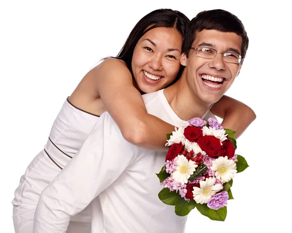 Casal interracial abraçando — Fotografia de Stock