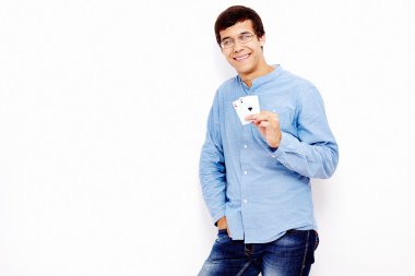 Adam gösteren iskambil