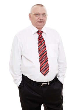 Elleri ceplerinde tek adam