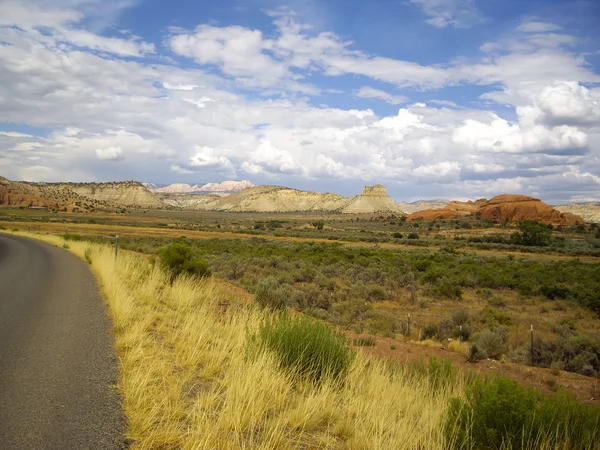 Malowniczej wiejskiej drodze w Utah — Zdjęcie stockowe