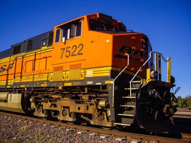 Motoru Bnsf yük treni lokomotif No 7522
