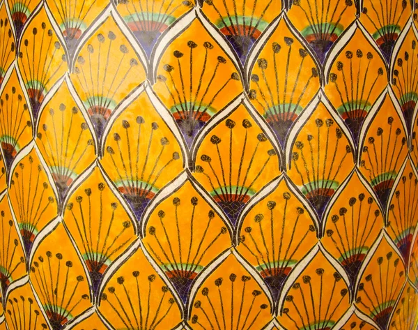 Cerâmica mexicana com design de pavão — Fotografia de Stock