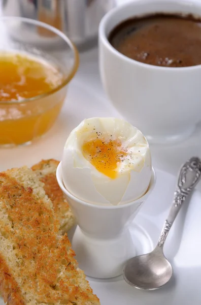Uovo sodo per colazione — Foto Stock