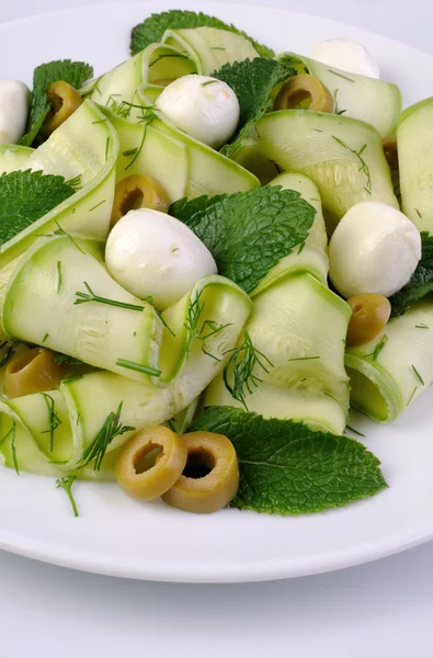 Zucchini salad with mozzarella — Stock Photo, Image