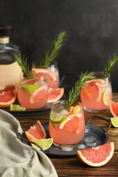 Färsk Lime Och Rosmarin Kombination Med Färsk Grapefruktjuice Och Tequila — Stockfoto