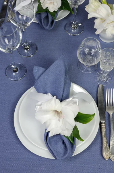 Servilleta decorada con flor — Foto de Stock