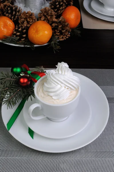 Una tazza di caffè a Natale — Foto Stock