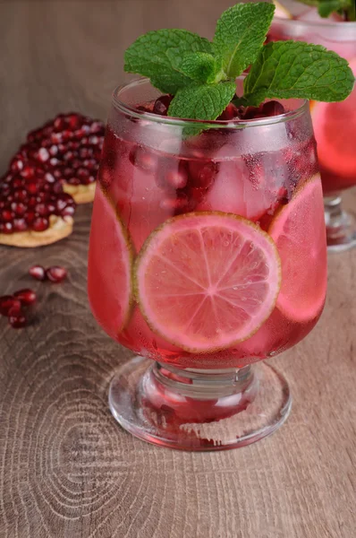 Pomegranate cocktail — Stock Photo, Image