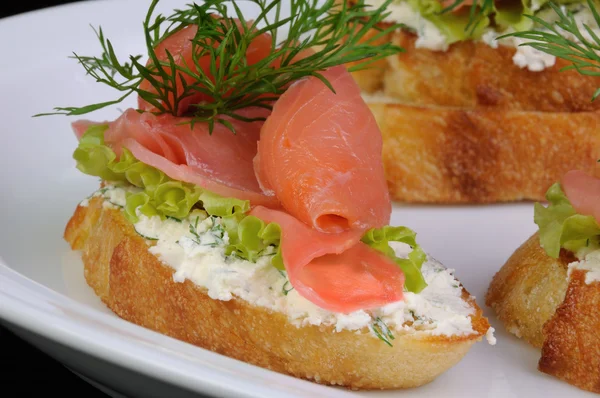 Sandwich met zalm — Stockfoto