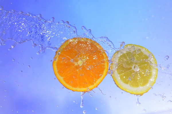 Slices of orange and lemon — Stock Photo, Image