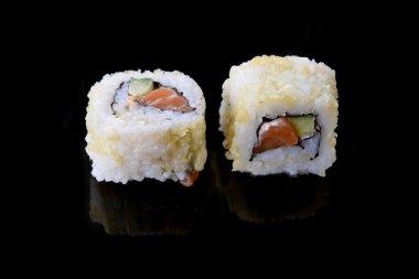 lezzetli suşi rulo