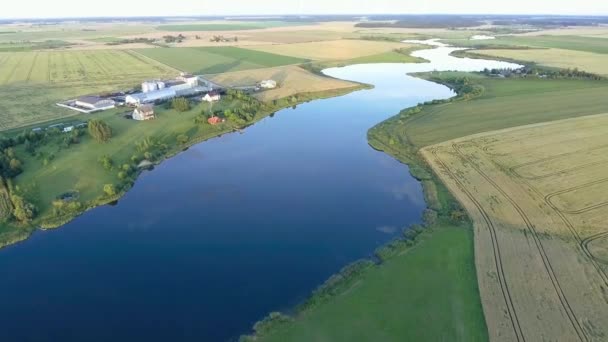 美しい川の風景です。航空写真ビュー — ストック動画
