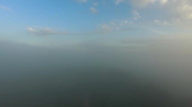 uçan landcape sis ile yukarıda